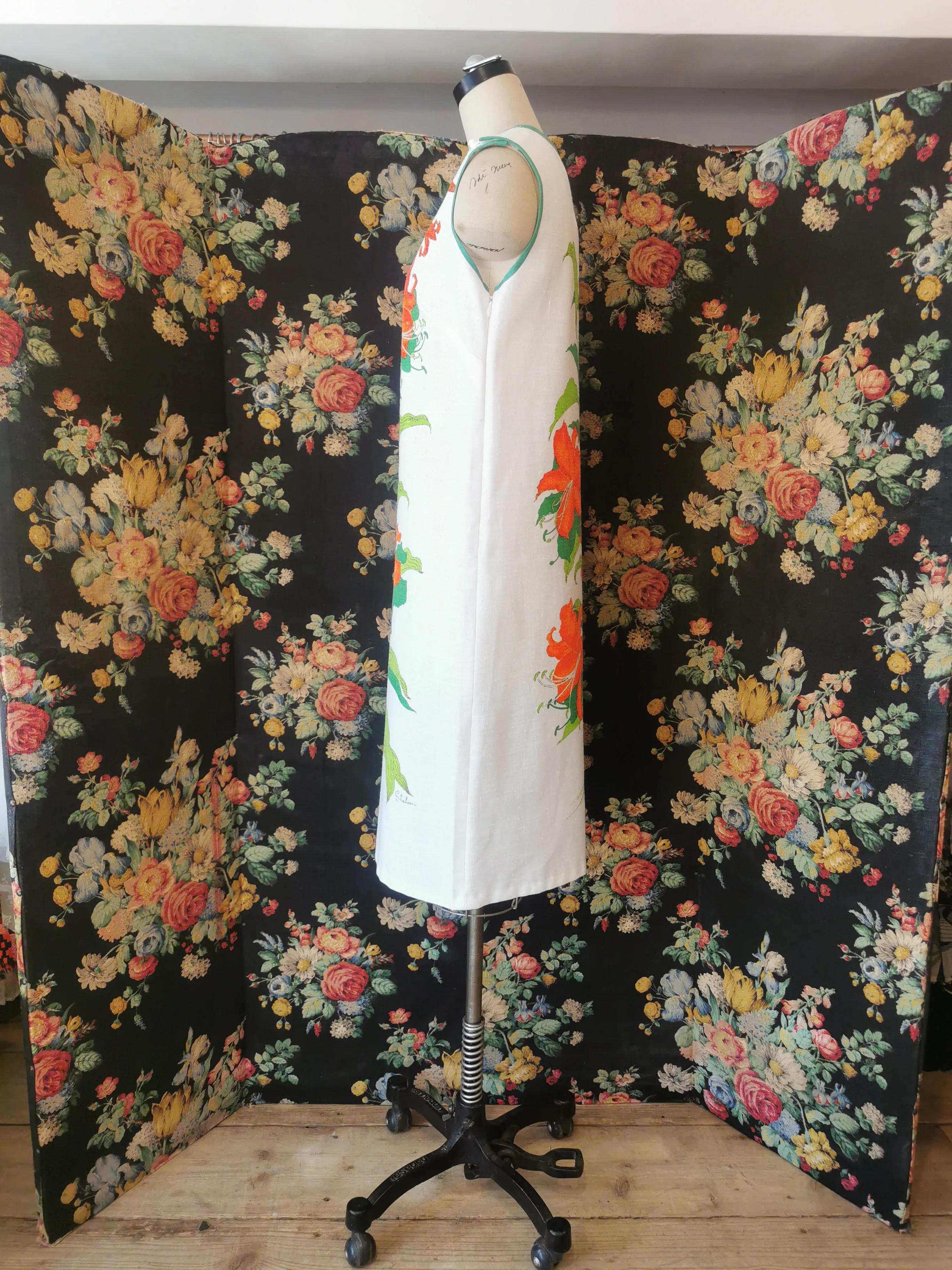 Alfred Shahzen Hawaiian shift dress