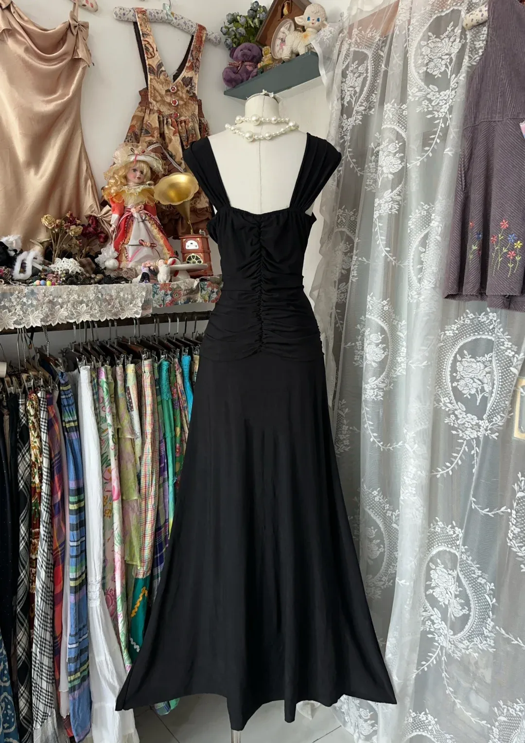 Black Sleeveless Mermaid Chiffon Vintage Long Prom Dress Formal Party Dress, D330