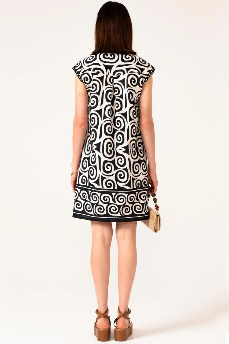 Shaker Shift Dress in Black Ivory Swirl
